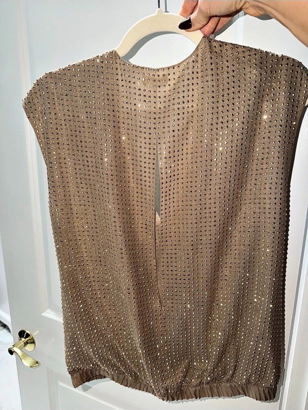 L'AGENCE Silk Bronze Embellished V-Neck Top Size Small Like New - Picture 3 of 5